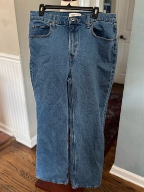 NWOT Abercrombie & Fitch Women’s high-rise 90s relaxed jeans